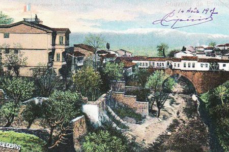 Bursa Sağlık Tarihindeki bir yanlış anlama ve aktarma; Gurebâhâne-i Laklakân