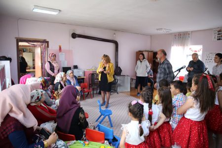 ÇEK(İ)MECE : Bir çocuğun gülümsemesinin sebebi ya da ortağı olmak