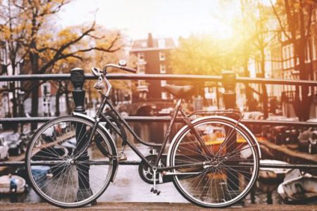 Amsterdam Belediyesi ‘araçsız şehir’ hedefi kapsamında alacağı önlemleri açıkladı