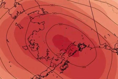 Alaska’nın üstündeki sıcaklık kubbesi tüm zamanların sıcaklık rekorlarını kırma riski oluşturuyor