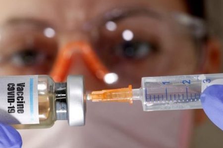 Bilim insanları uyardı: Koronavirüs’te mutasyon hızlanırsa geliştirilen aşı etkisiz hâle gelebilir