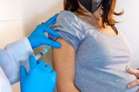 Dr. Fauci hamilelerde aşı sonucunu açıkladı: 20 bin kadında yan etki görülmedi
