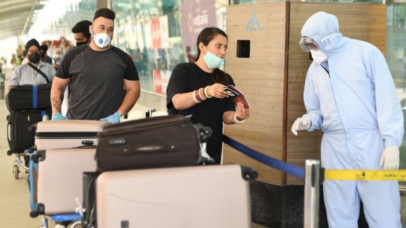Sınır kontrollerinde aşı kayıtlarına da bakılması tasarlanıyor.