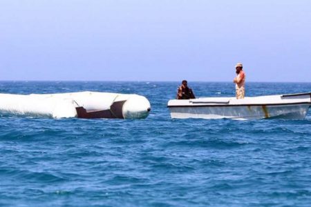 Akdeniz’de göçmen botu battı: ‘100’den fazla ölü’