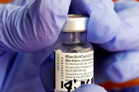 Prof. Dr. Derya Unutmaz: Sinovac olan risk grubundakilerin 3. doz Biontech olmasını tavsiye ediyorum
