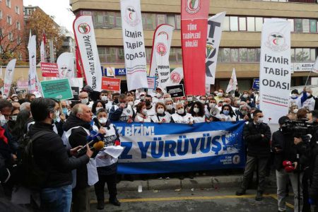 Bursa Tabip Odası ‘Beyaz Forum’a katıldı