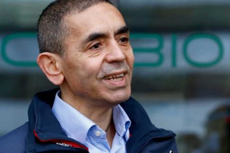 Uğur Şahin uyardı: Omicron varyantı üçüncü doz da bulaştırabilir; ağır hastalığa karşı koruma devam ediyor