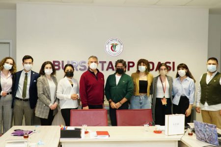 Bursa Tabip Odası, Eczacılar Kooperatifi ile Tıp Öğrencilerini Biraraya Getirdi