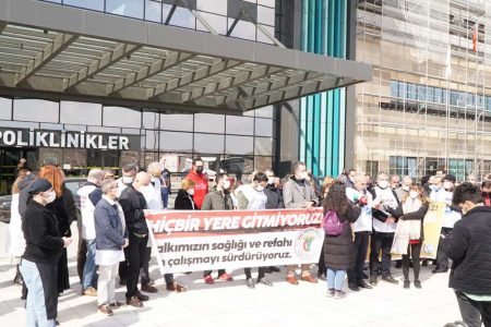 Hiçbir yere gitmiyoruz!