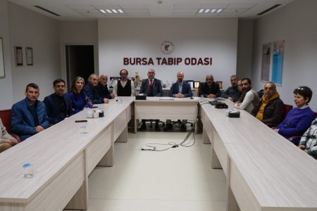 KESK’ten Bursa Tabip Odası’na Dayanışma Ziyareti