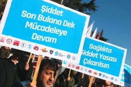 Doktorunu koruyamayan Sağlık Bakanlığı tazminat ödeyecek