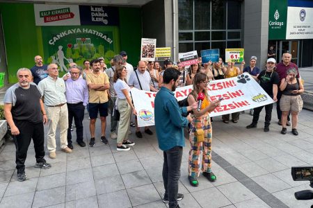 TTB Merkez Konsey Üyeleri Sokak Hayvanlarının Yaşam Hakkı İçin Düzenlenen Açıklamaya Destek Verdi: Yaşamı ve Yaşatmayı Savunmaya Devam Edeceğiz