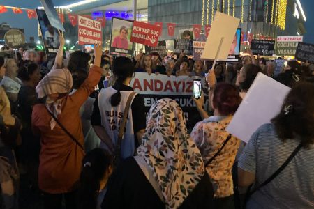 Bursa Kadın Platformu “Narin’e Ne Oldu” yürüyüşü